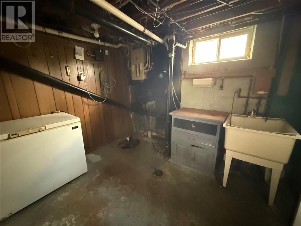 200 Hillside Drive S, Elliot Lake, ON - Indoor Photo Showing Basement