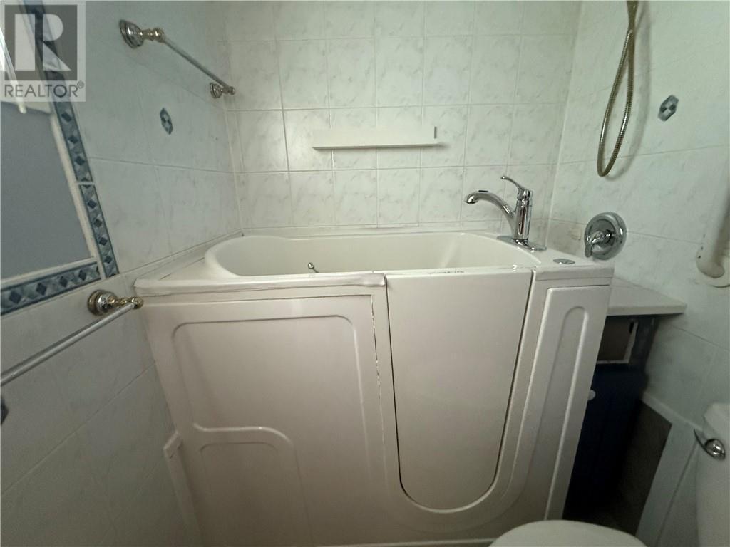 200 Hillside Drive S, Elliot Lake, ON - Indoor Photo Showing Laundry Room