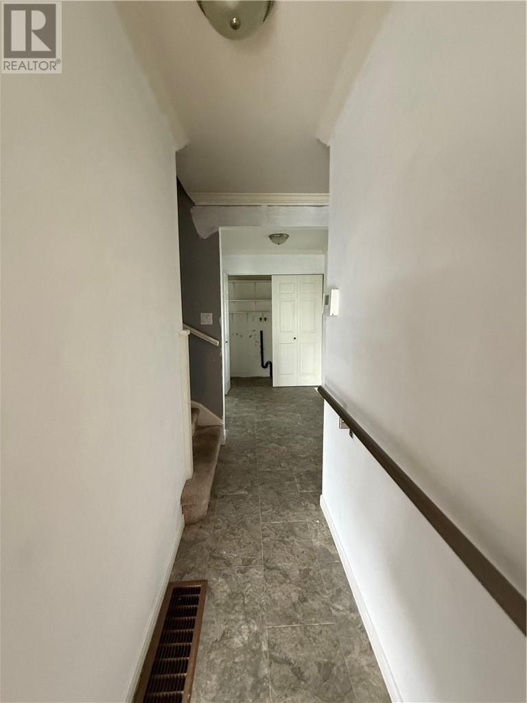 200 Hillside Drive S, Elliot Lake, ON - Indoor Photo Showing Other Room