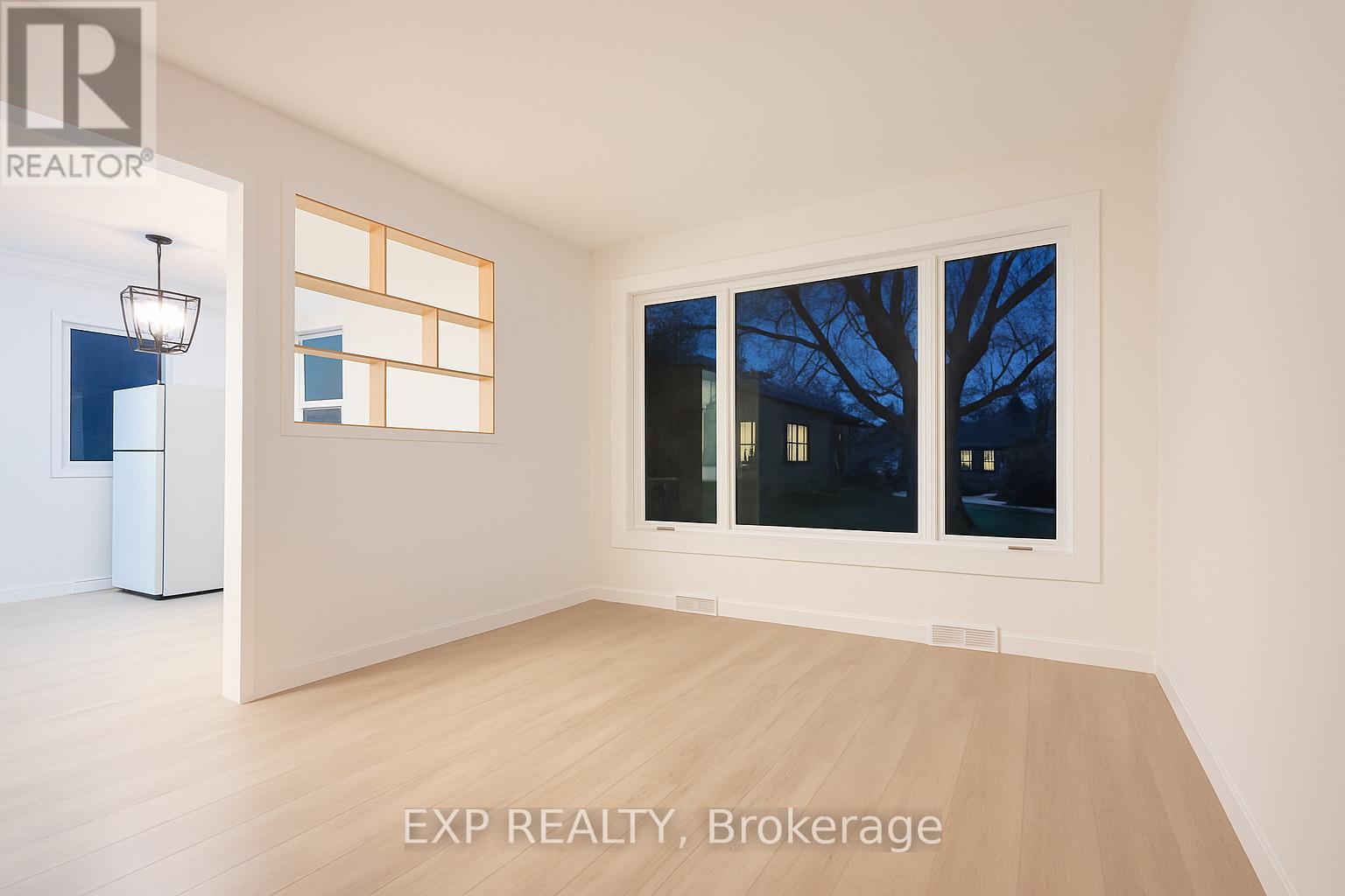 Upper - 62 Harold Avenue, Kitchener, ON - Indoor Photo Showing Other Room