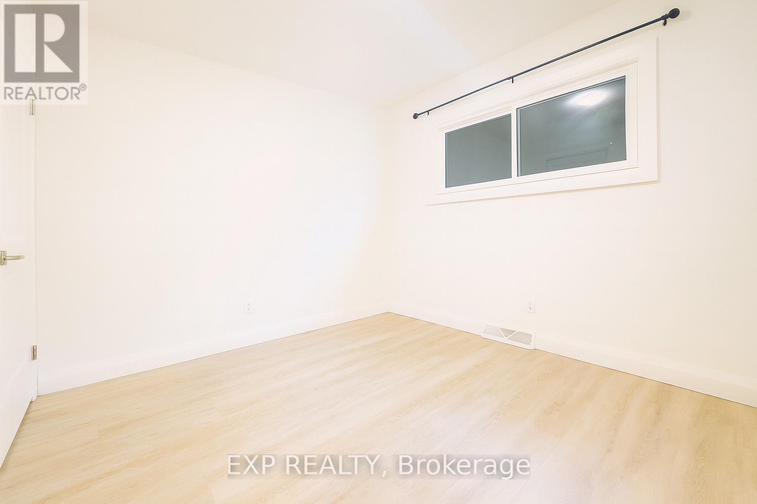 Upper - 62 Harold Avenue, Kitchener, ON - Indoor Photo Showing Other Room