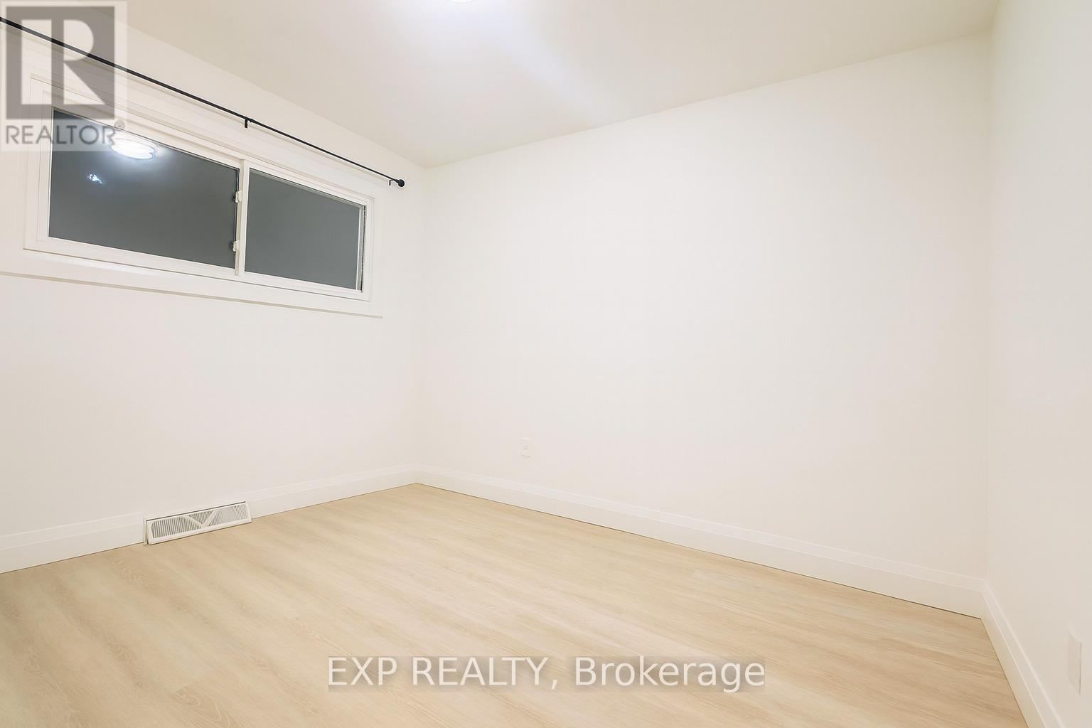 Upper - 62 Harold Avenue, Kitchener, ON - Indoor Photo Showing Other Room