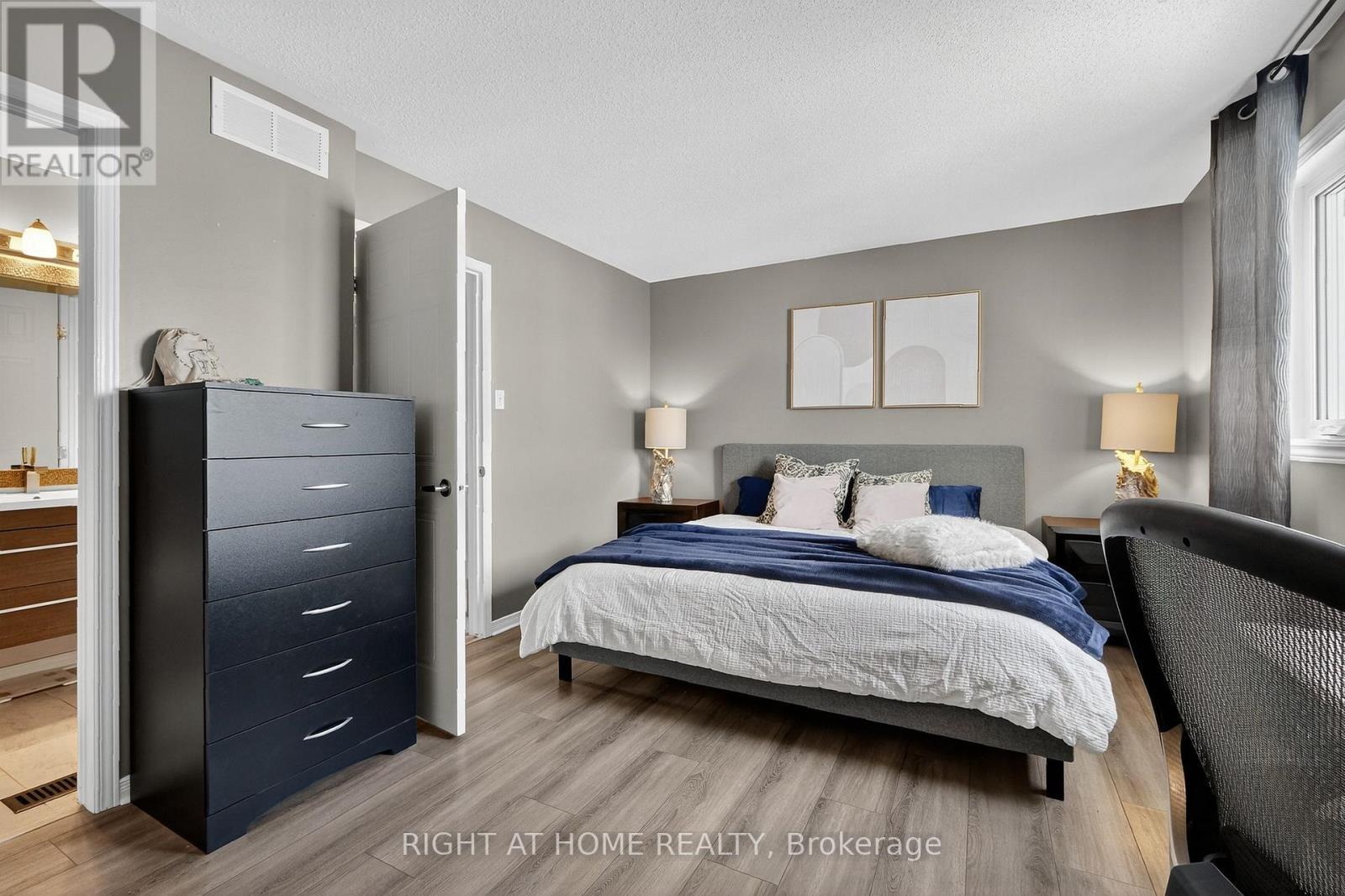 812 Nesting Way, Ottawa, ON - Indoor Photo Showing Bedroom