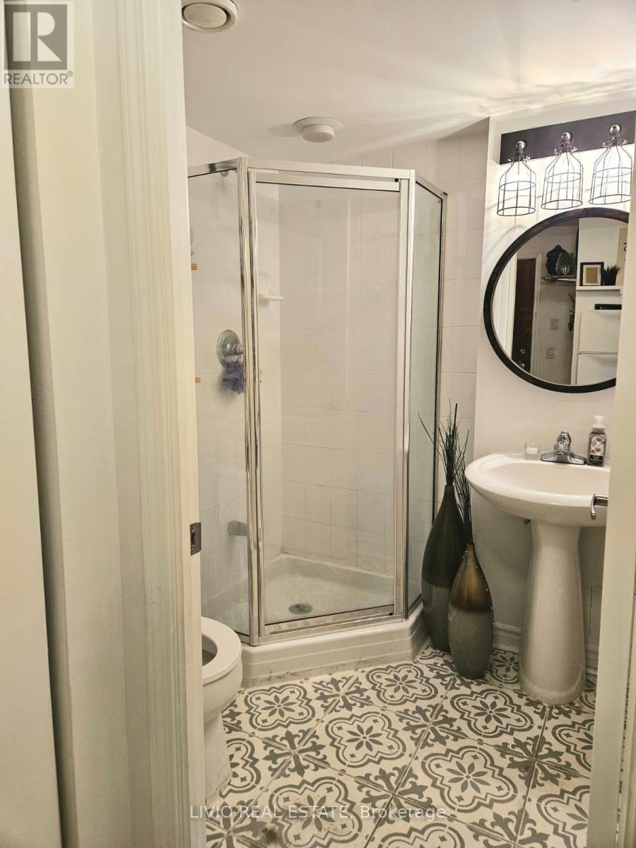 509 - 4080 Living Arts Drive, Mississauga, ON - Indoor Photo Showing Bathroom