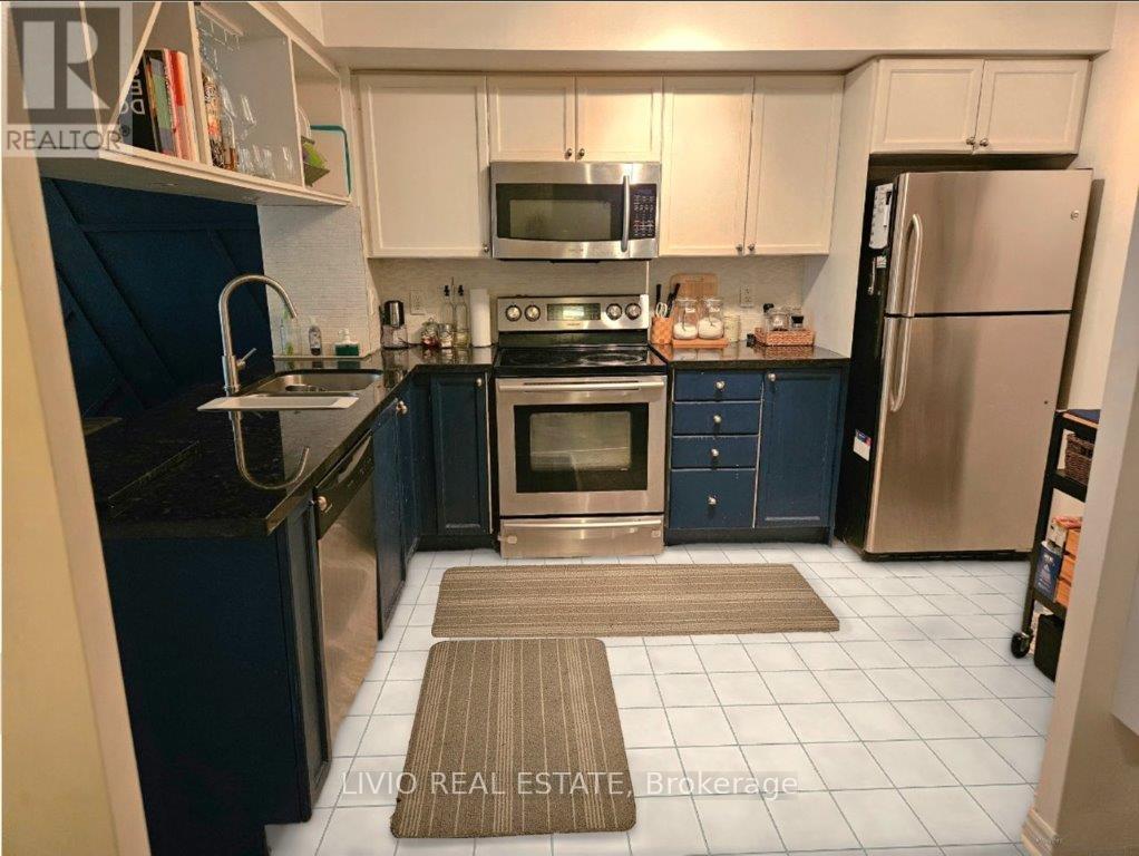 509 - 4080 Living Arts Drive, Mississauga, ON - Indoor Photo Showing Kitchen