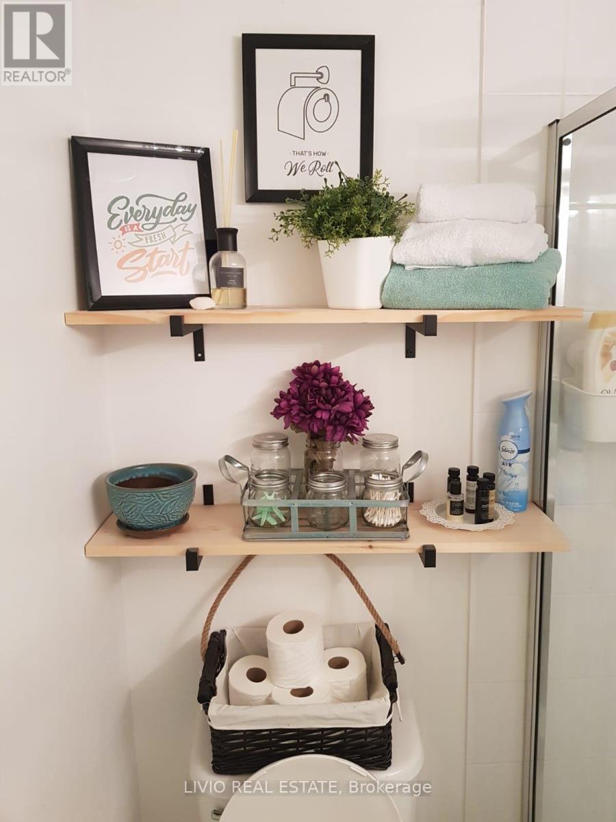 509 - 4080 Living Arts Drive, Mississauga, ON - Indoor Photo Showing Other Room