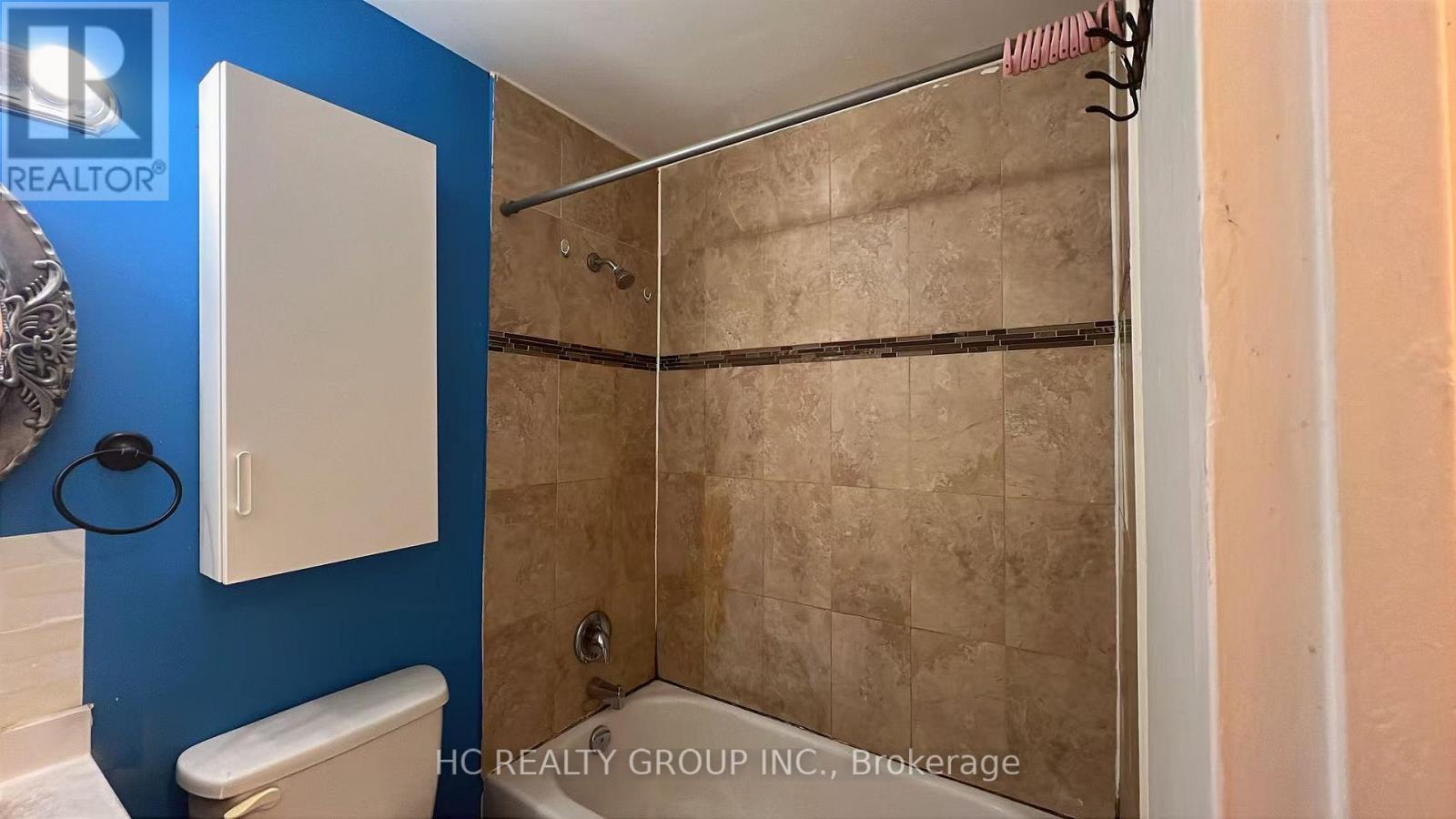 107 - 100 Dundalk Drive S, Toronto, ON - Indoor Photo Showing Bathroom