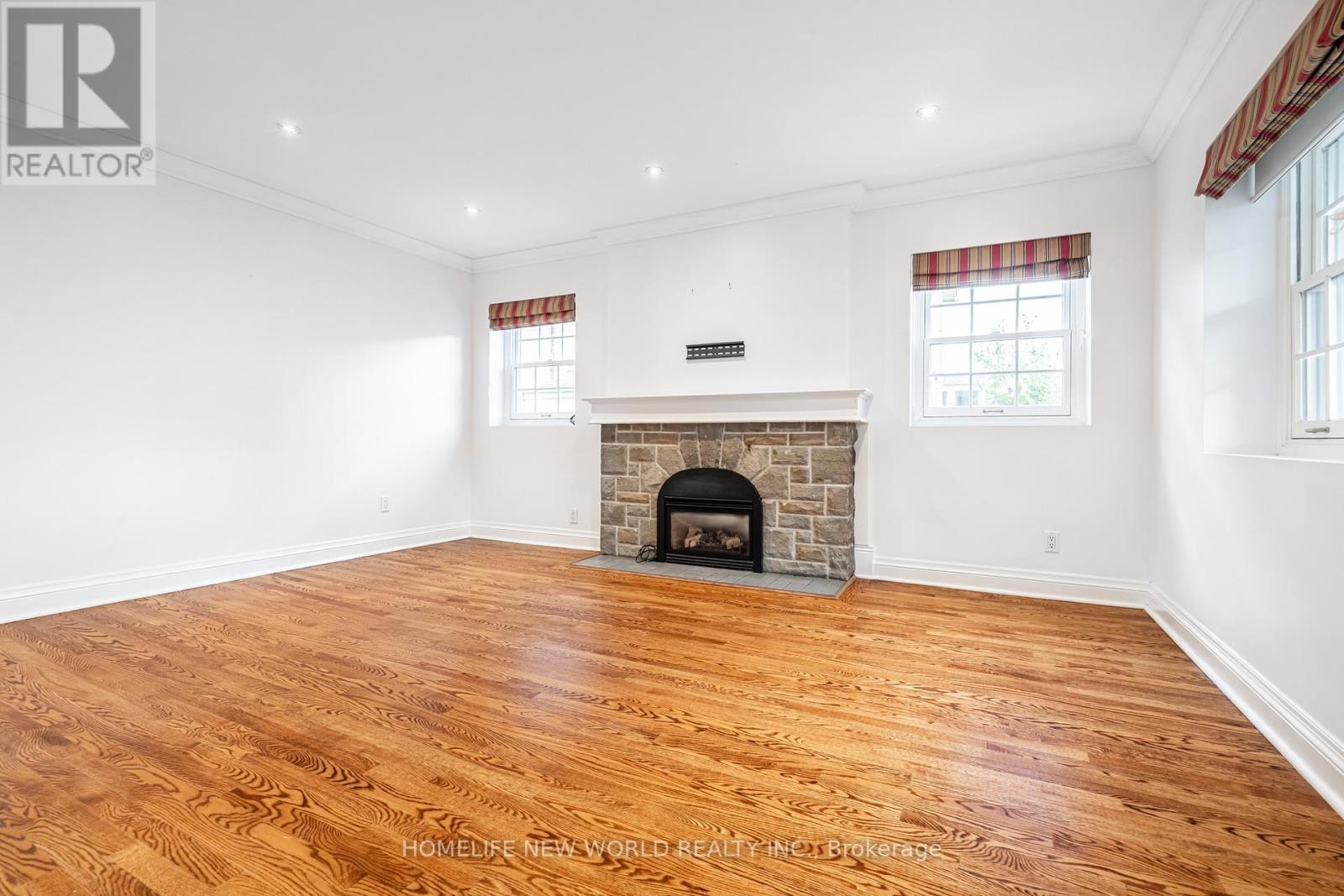 1107 Royal York Road, Toronto, ON - Indoor Photo Showing Living Room With Fireplace