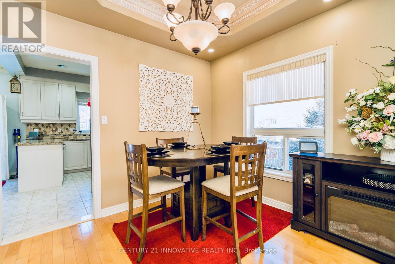 40 Norbury Drive, Markham, ON - Indoor Photo Showing Dining Room