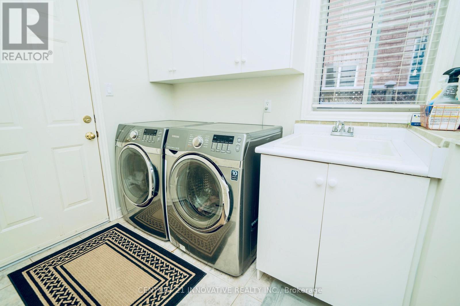 40 Norbury Drive, Markham, ON - Indoor Photo Showing Laundry Room