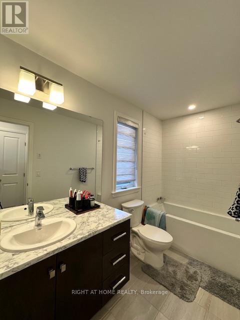 26 Stanhope Court, Ottawa, ON - Indoor Photo Showing Bathroom