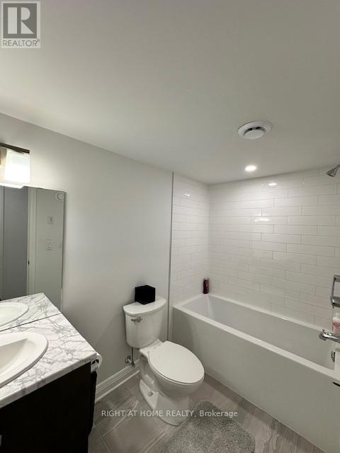 26 Stanhope Court, Ottawa, ON - Indoor Photo Showing Bathroom