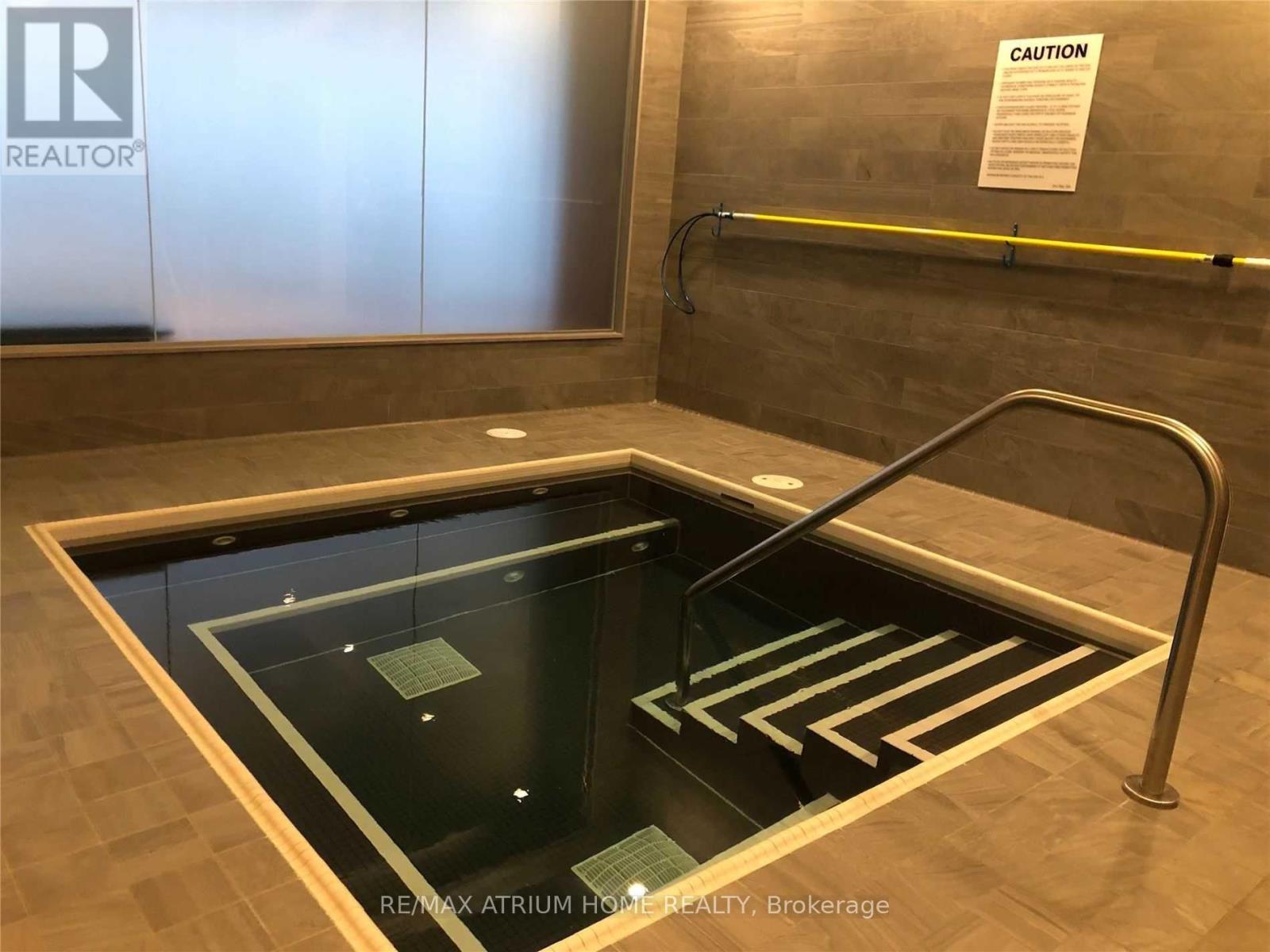 221 - 38 Cameron Street, Toronto, ON - Indoor Photo Showing Other Room