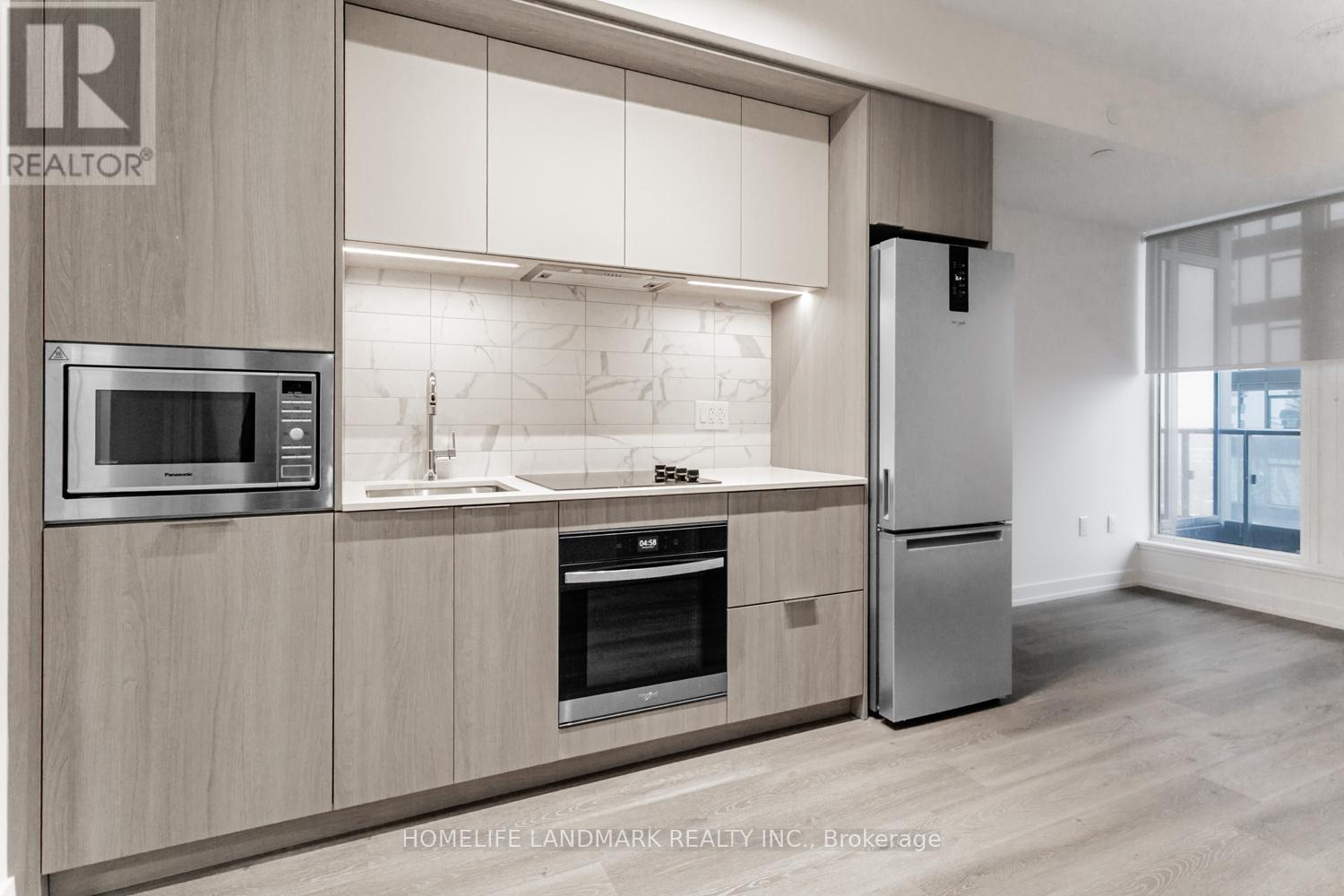 2912 - 395 Square One Drive, Mississauga, ON - Indoor Photo Showing Kitchen With Stainless Steel Kitchen
