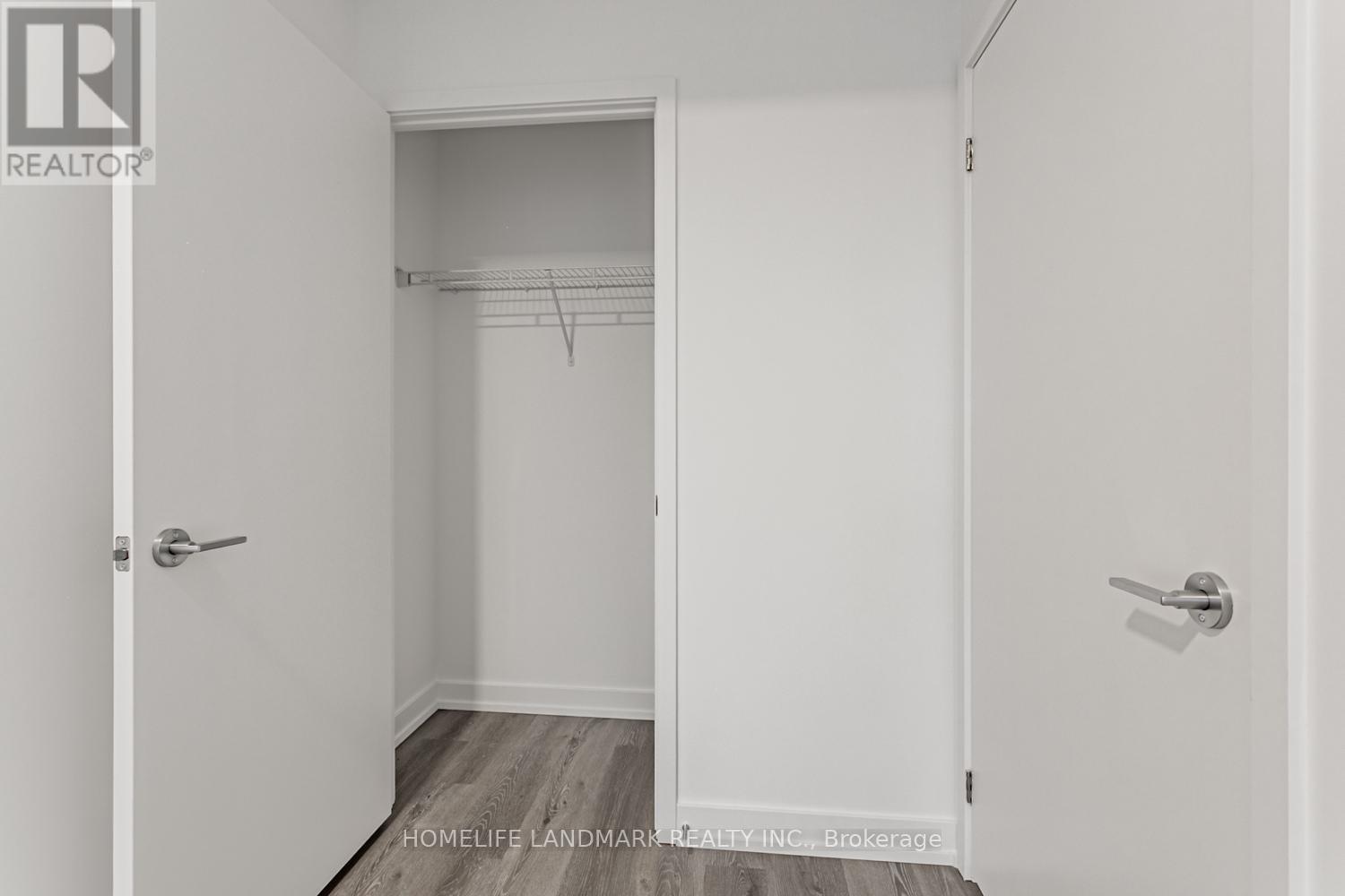 2912 - 395 Square One Drive, Mississauga, ON - Indoor