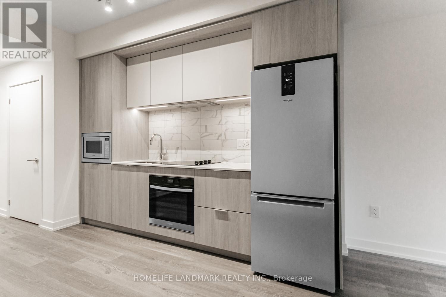 2912 - 395 Square One Drive, Mississauga, ON - Indoor Photo Showing Kitchen