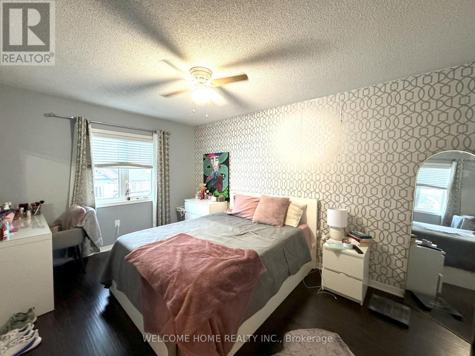 26 Larson Peak Road, Caledon, ON - Indoor Photo Showing Bedroom
