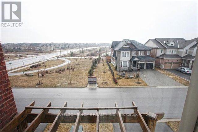 26 Larson Peak Road, Caledon, ON - Outdoor