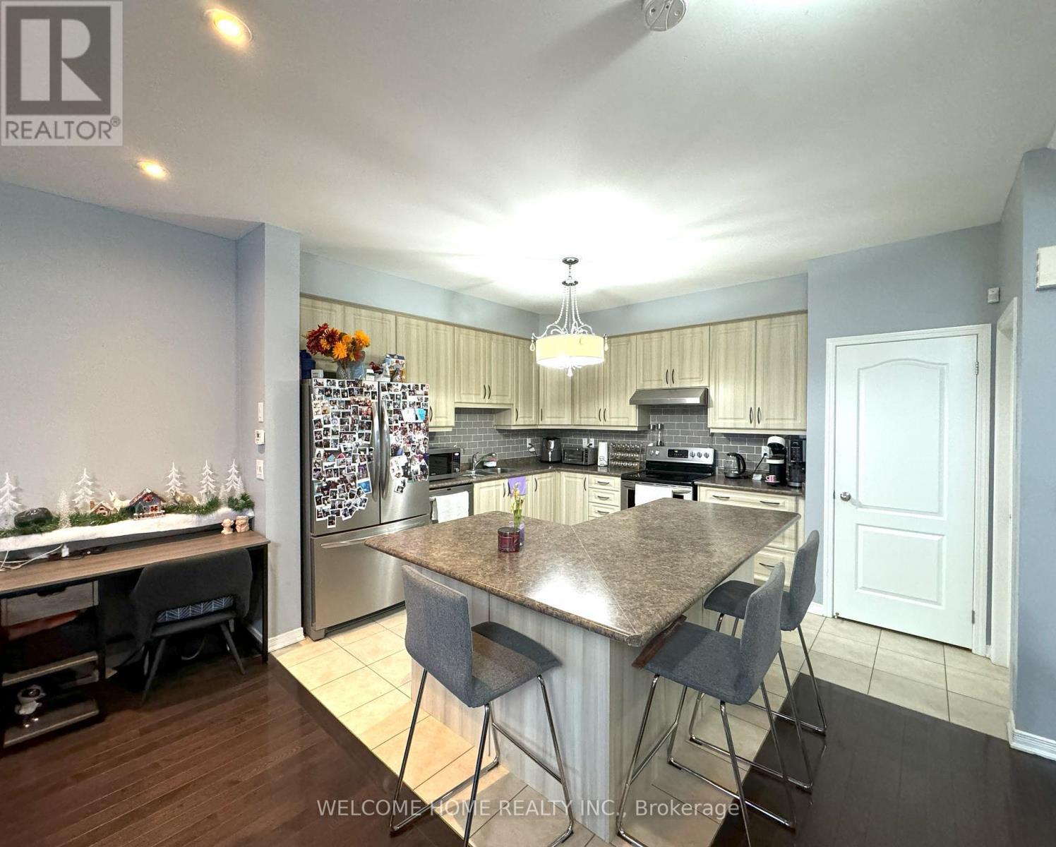 26 Larson Peak Road, Caledon, ON - Indoor Photo Showing Other Room