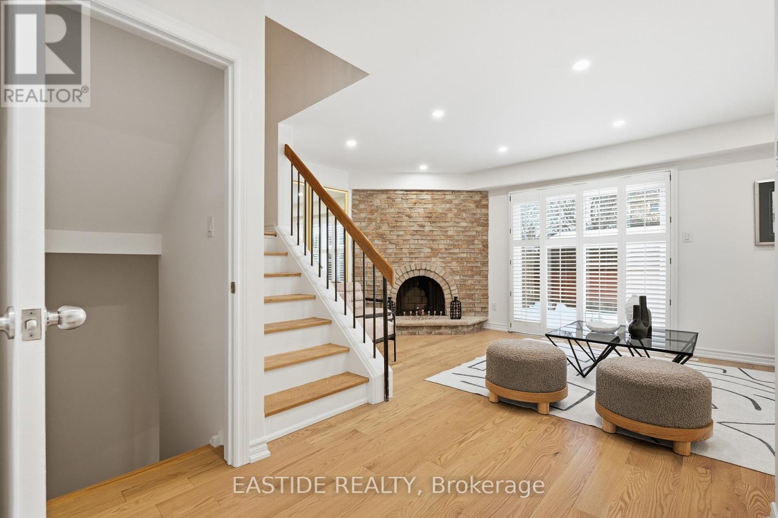 2909 Salerno Crescent, Mississauga, ON - Indoor