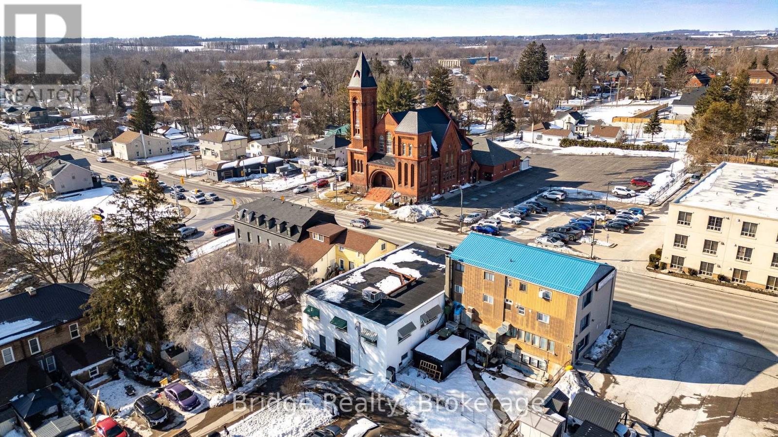 290 Dundas Street, Woodstock (Woodstock - North), ON