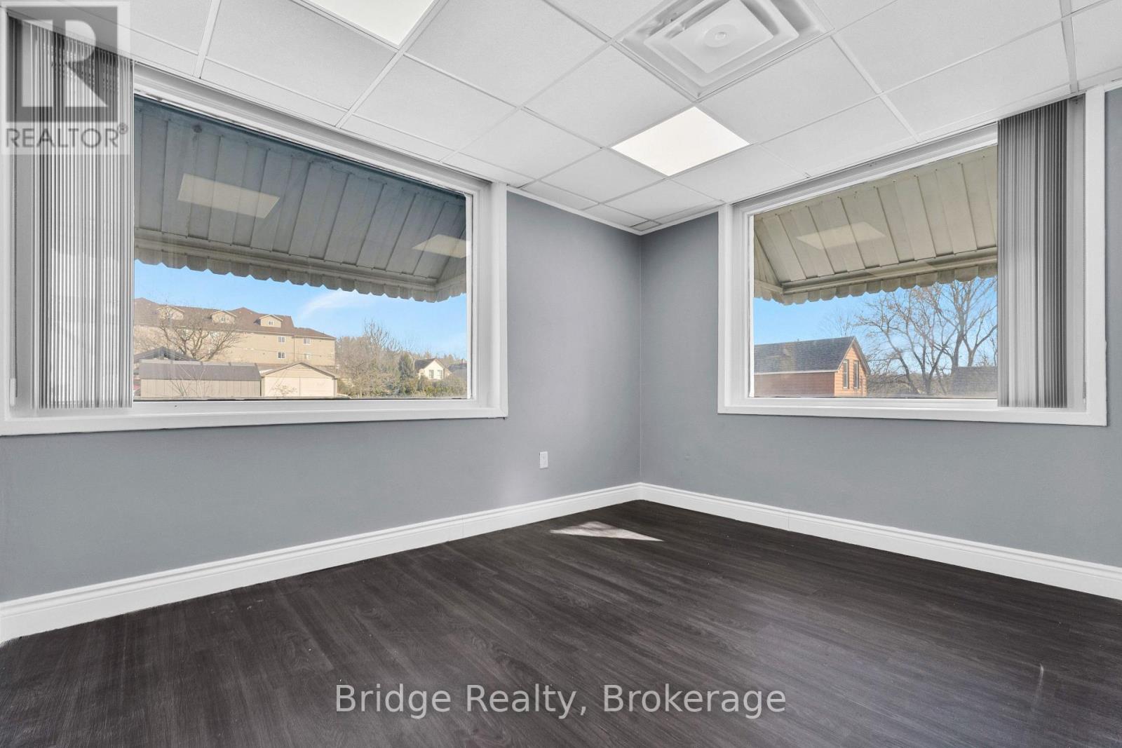 290 Dundas Street, Woodstock (Woodstock - North), ON