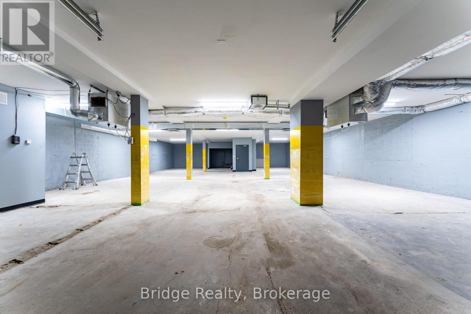 290 Dundas Street, Woodstock (Woodstock - North), ON