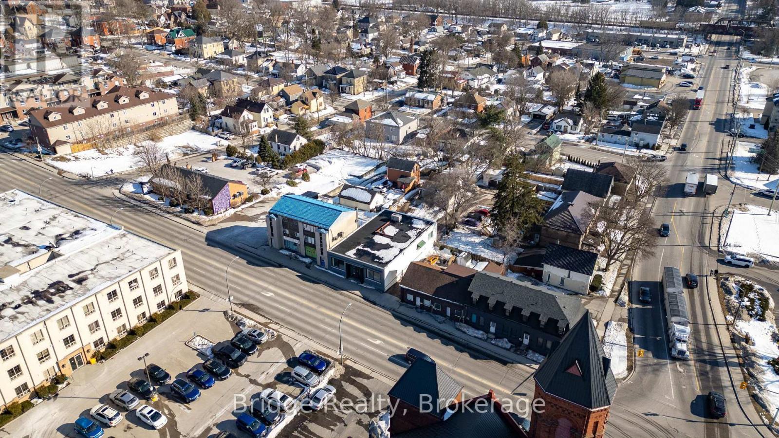 290 Dundas Street, Woodstock (Woodstock - North), ON