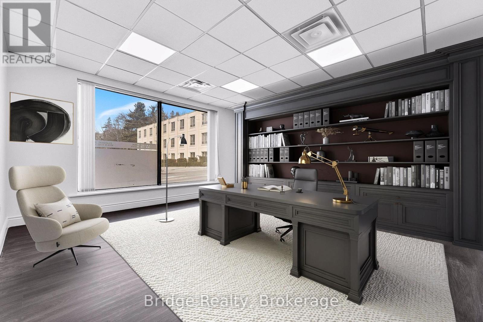 290 Dundas Street, Woodstock (Woodstock - North), ON