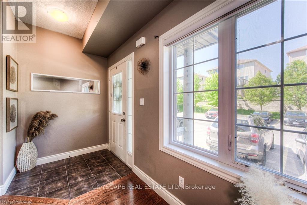 4A - 38 Howe Drive, Kitchener, ON - Indoor Photo Showing Other Room