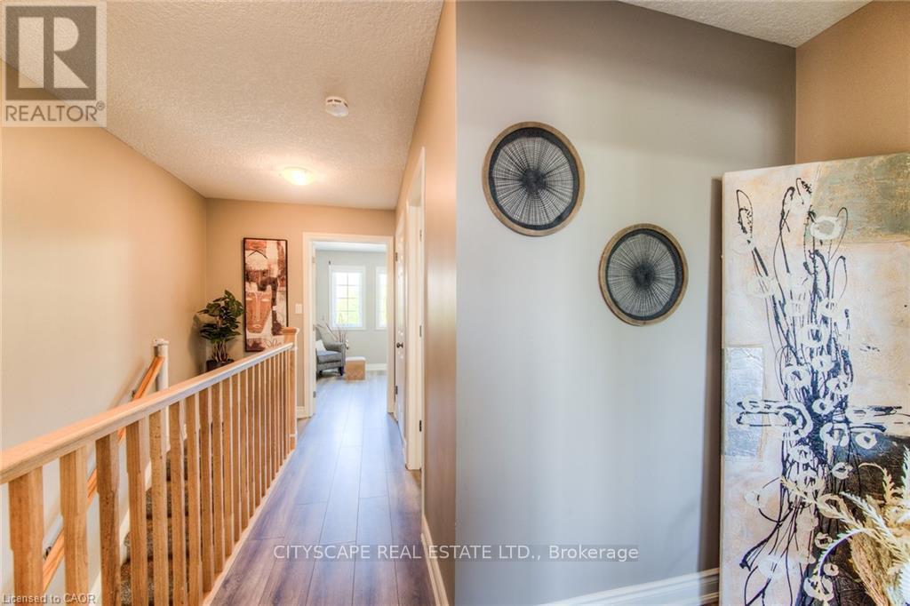 4A - 38 Howe Drive, Kitchener, ON - Indoor Photo Showing Other Room