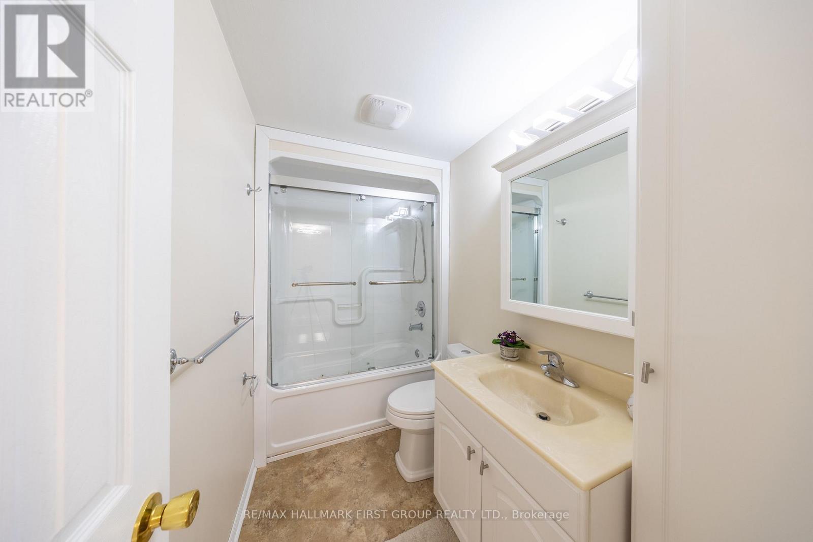 50 Goskin Court, Toronto, ON - Indoor Photo Showing Bathroom