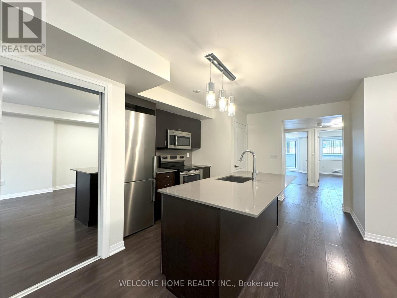 5 - 159 William Duncan Road, Toronto, ON - Indoor Photo Showing Kitchen
