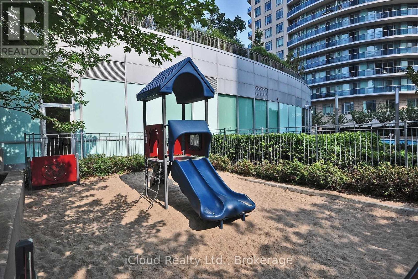 403 - 80 Absolute Avenue, Mississauga, ON - Outdoor