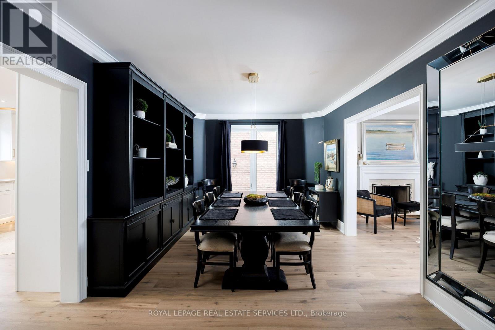 1483 The Links Drive, Oakville, ON - Indoor Photo Showing Dining Room