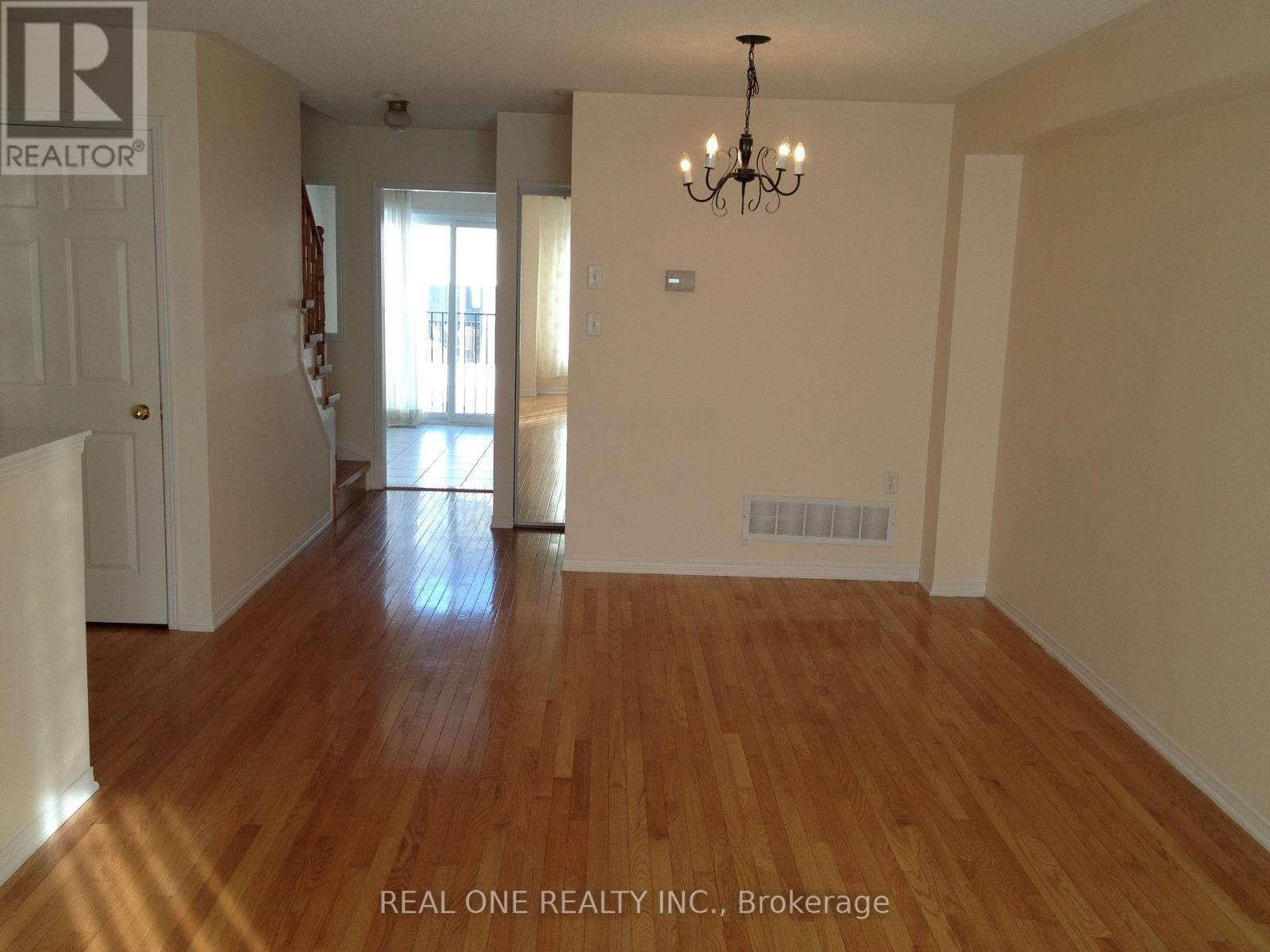 175 - 4950 Albina Way, Mississauga, ON - Indoor Photo Showing Other Room