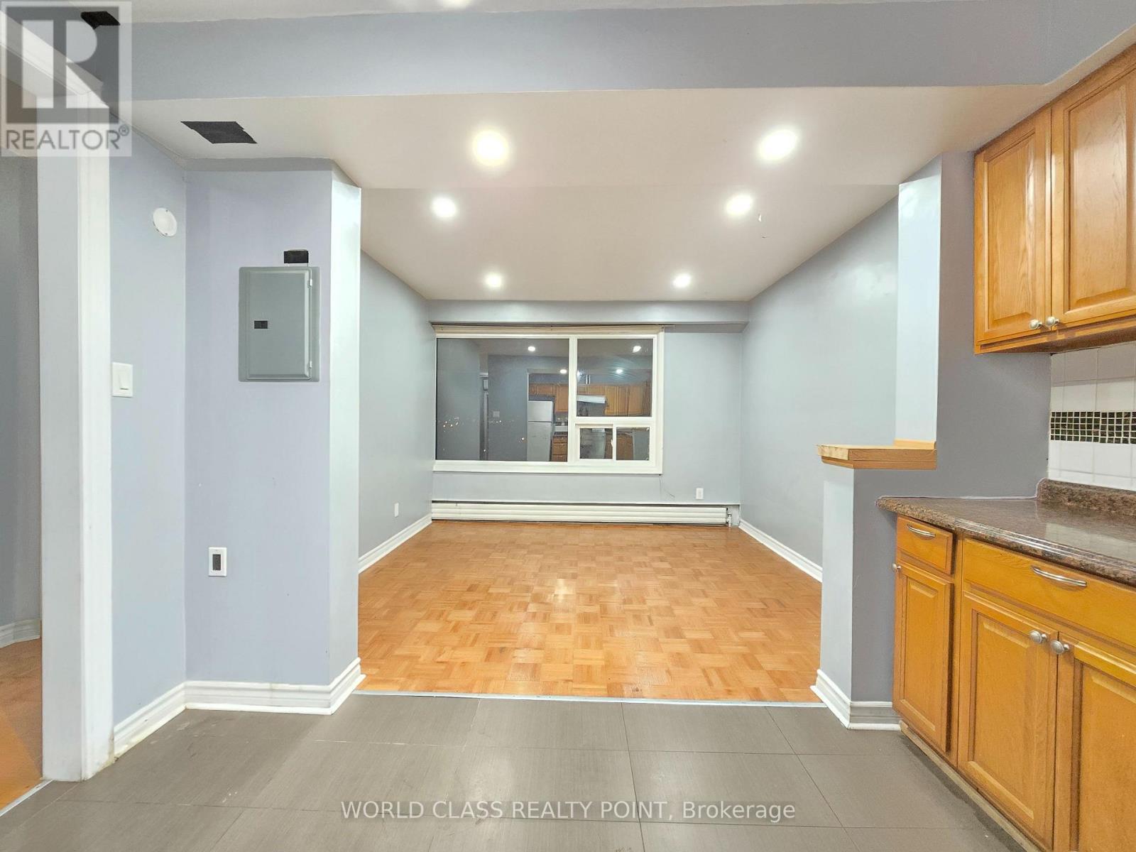 3 - 58 Cameron Avenue, Toronto, ON - Indoor