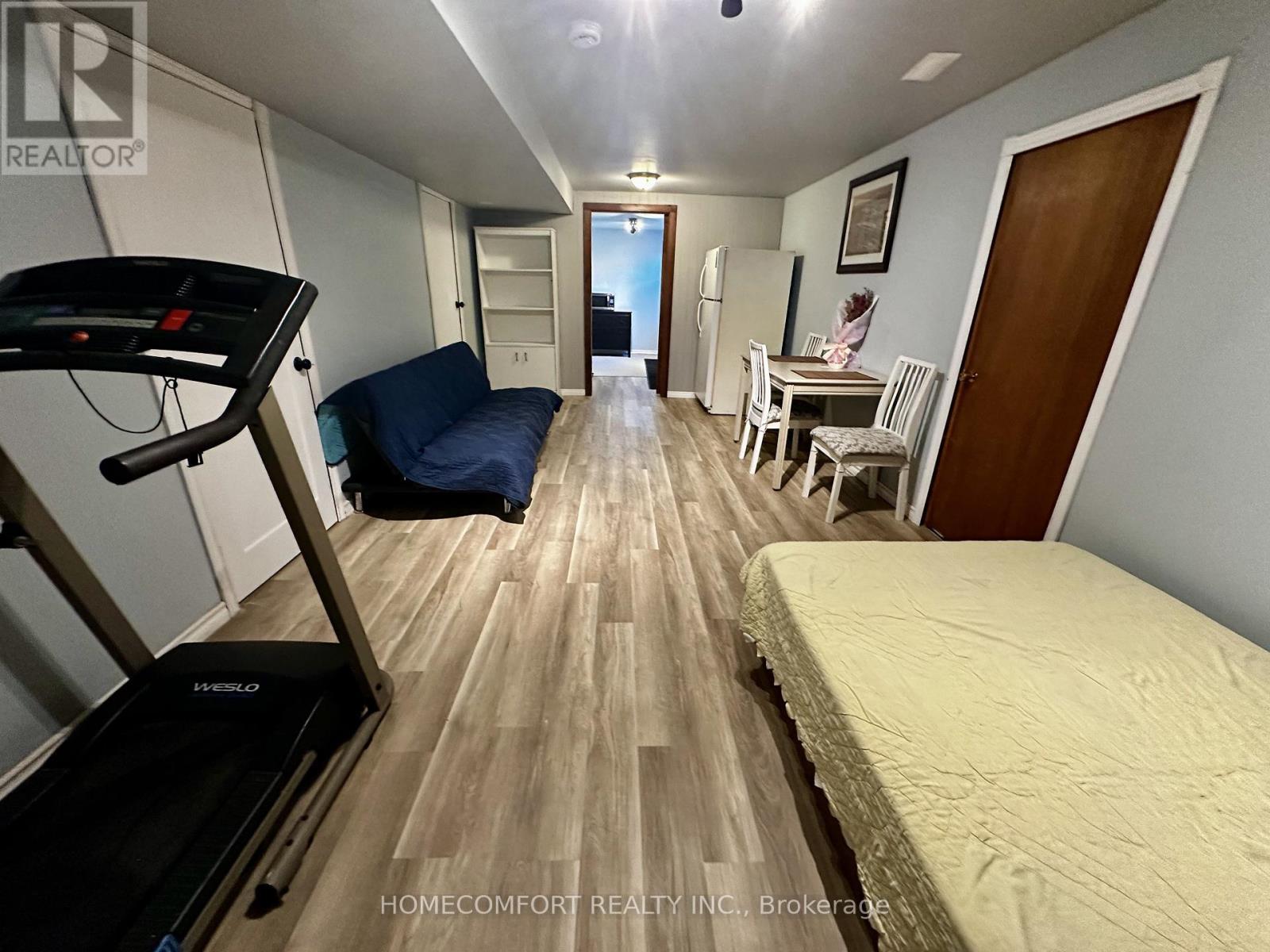 52 Meadow Park Drive, Huntsville, ON - Indoor