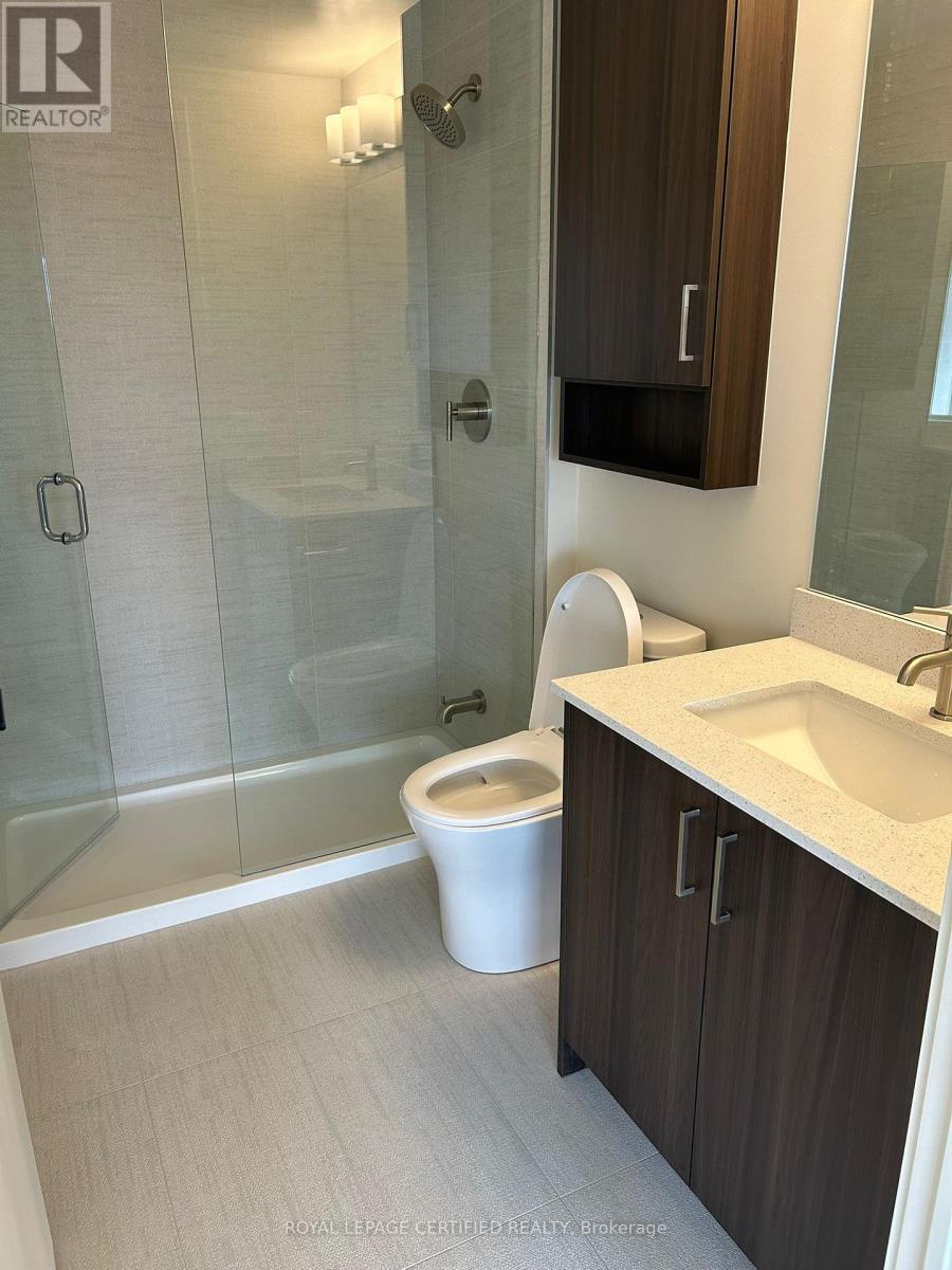 217 - 8020 Derry Road, Milton, ON - Indoor Photo Showing Bathroom