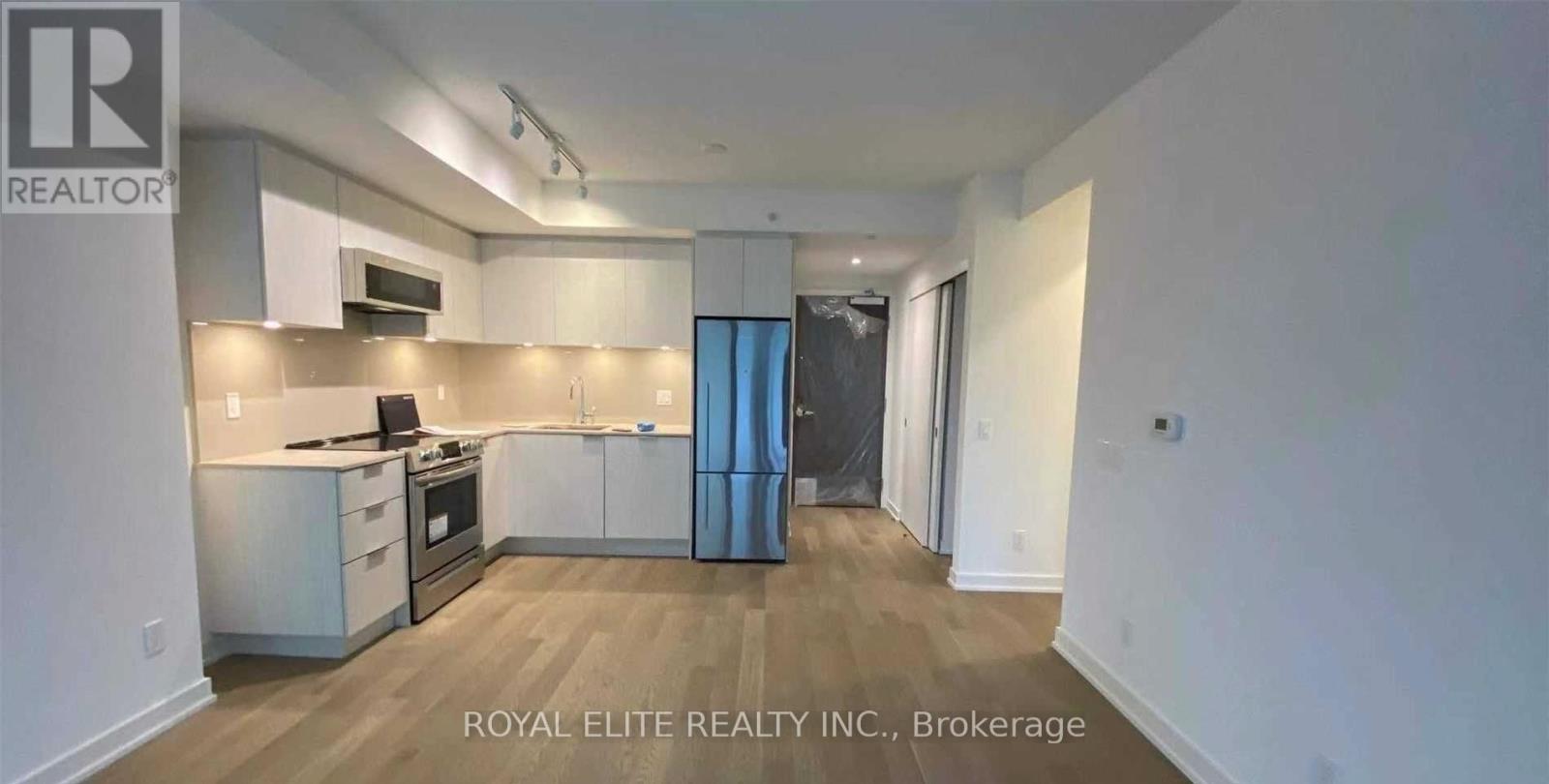 711 - 25 Richmond Street E, Toronto, ON - Indoor Photo Showing Kitchen With Upgraded Kitchen