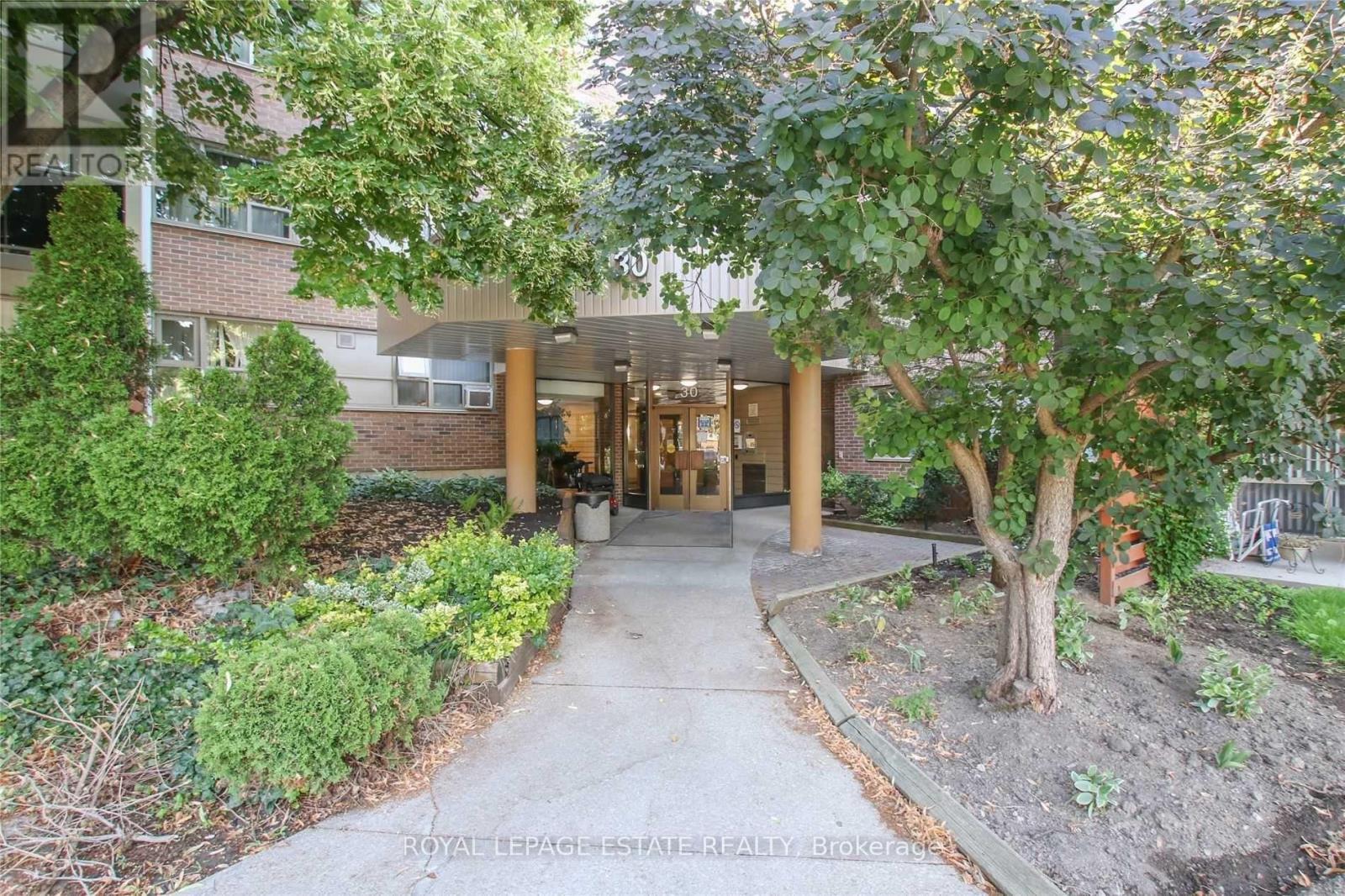 314 - 30 Sunrise Avenue, Toronto, ON - Outdoor