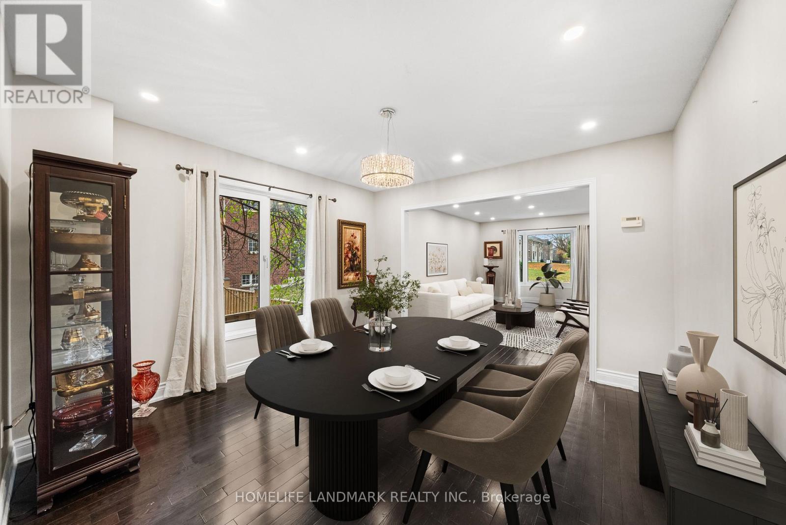 333 Rannie Road, Newmarket, ON - Indoor Photo Showing Dining Room