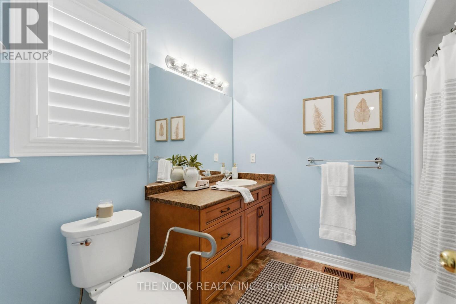 19 Heatherelea Drive E, Clarington (Bowmanville), ON - Indoor Photo Showing Bathroom