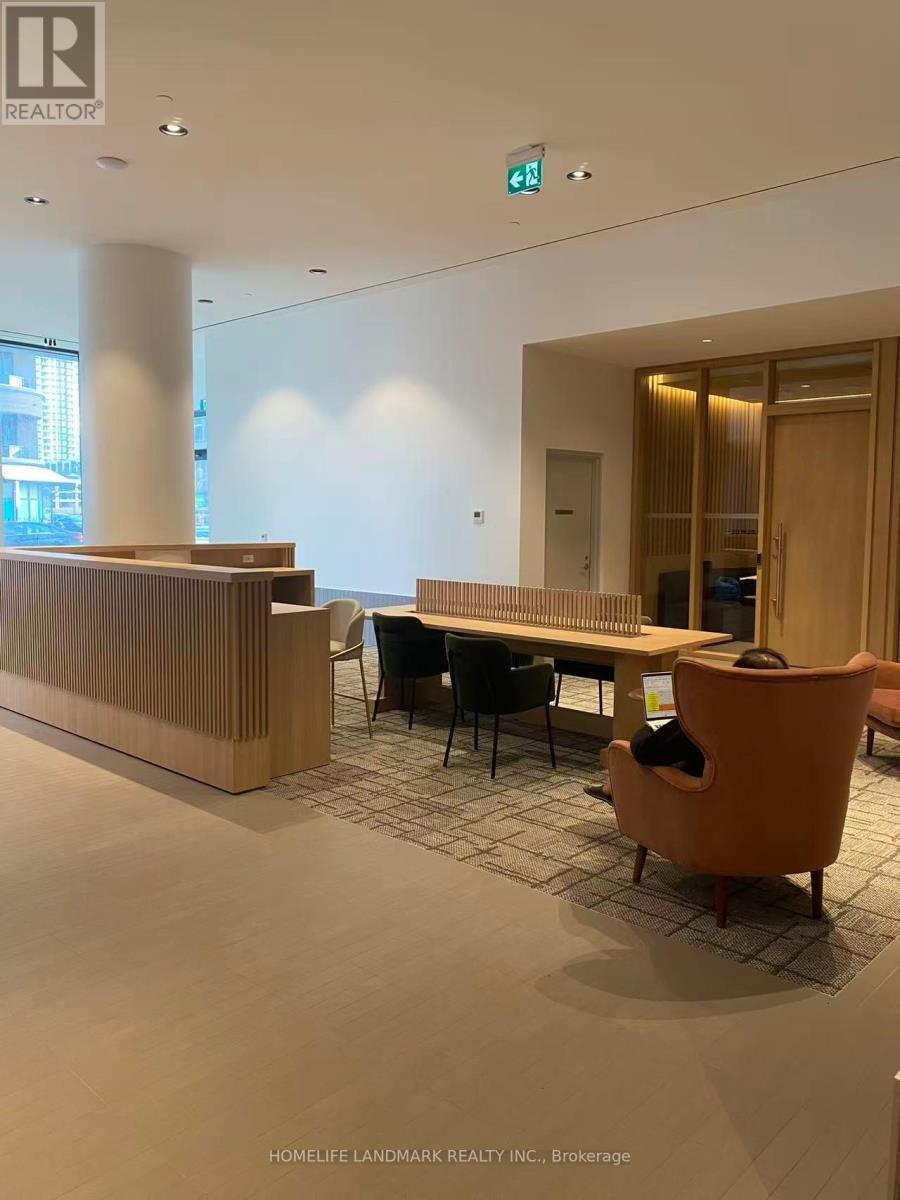 2905 - 395 Square One Drive, Mississauga, ON - Indoor Photo Showing Other Room