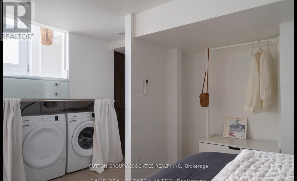 Ensuite laundry - Basement - 276 Oakwood Avenue, Toronto, ON - Indoor Photo Showing Laundry Room