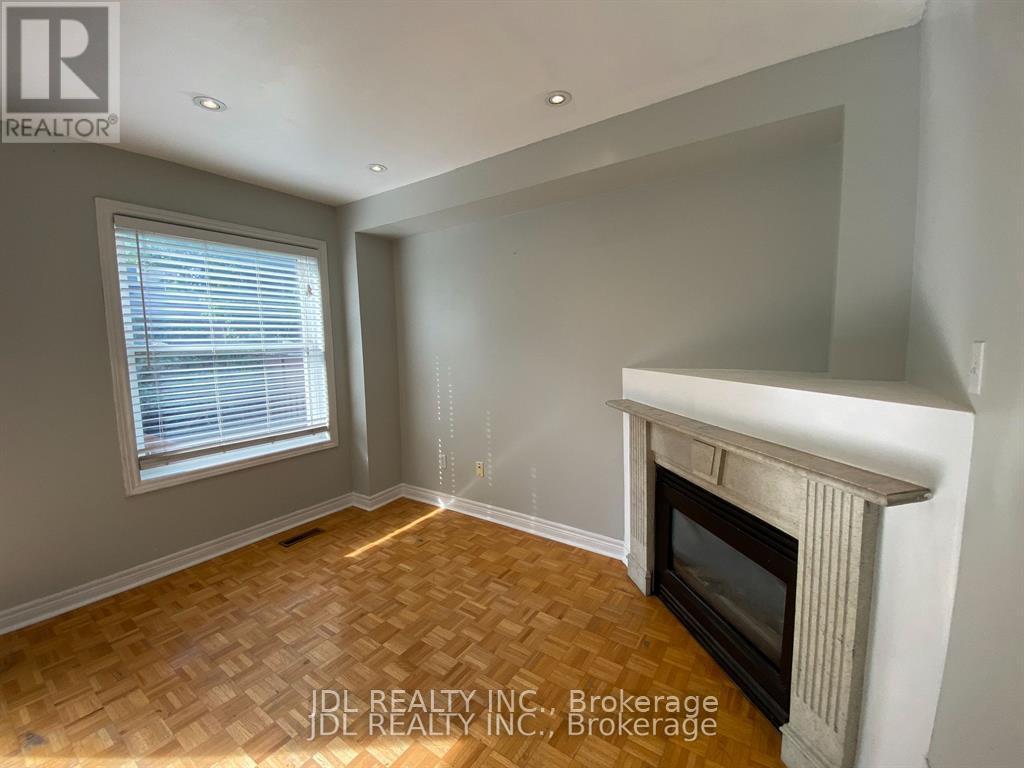 618 Leatherleaf Drive, Mississauga, ON - Indoor Photo Showing Other Room With Fireplace