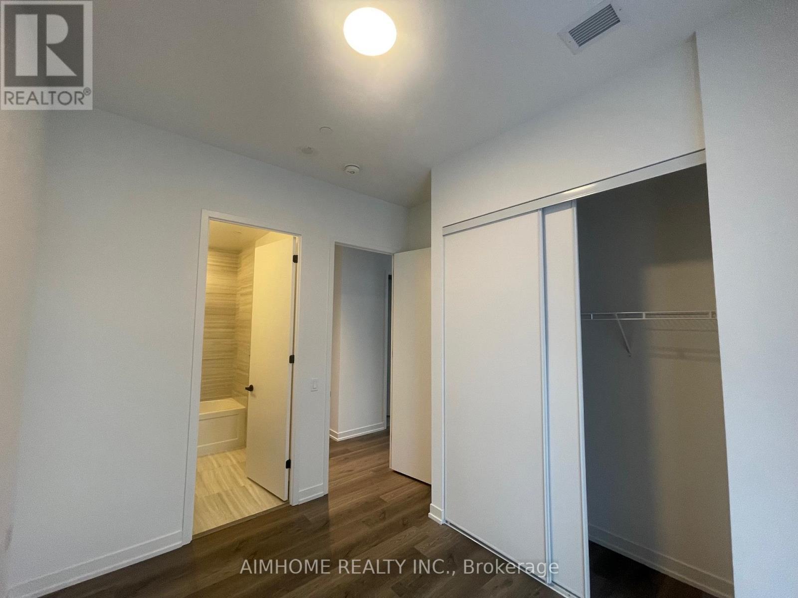 3710 - 8 Interchange Way, Vaughan, ON - Indoor Photo Showing Other Room