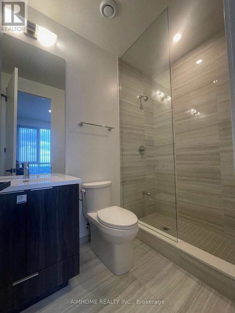 3710 - 8 Interchange Way, Vaughan, ON - Indoor Photo Showing Bathroom