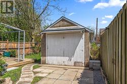Detached garage -