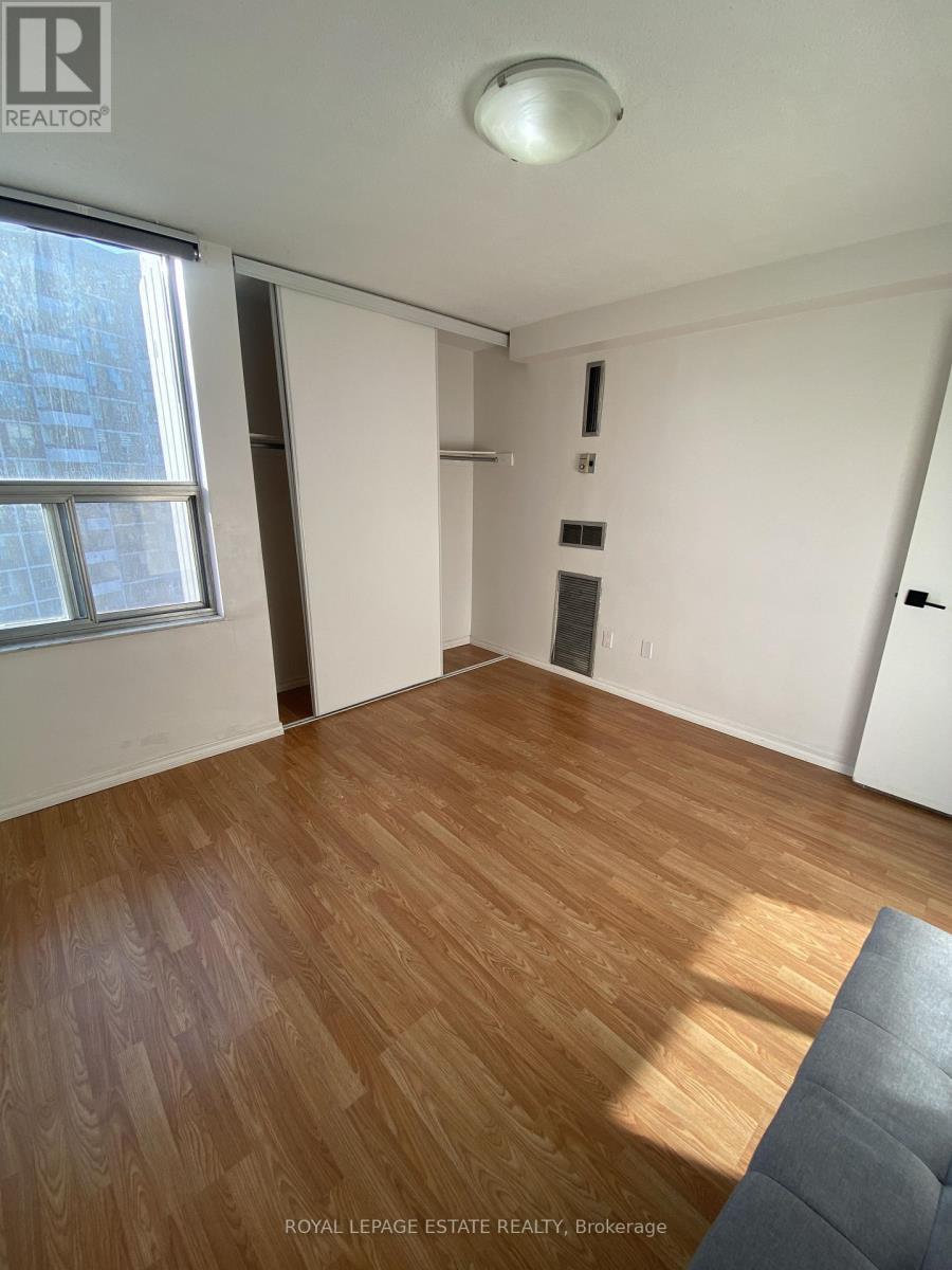 1503 - 20 Edgecliff Golfway, Toronto, ON - Indoor Photo Showing Other Room